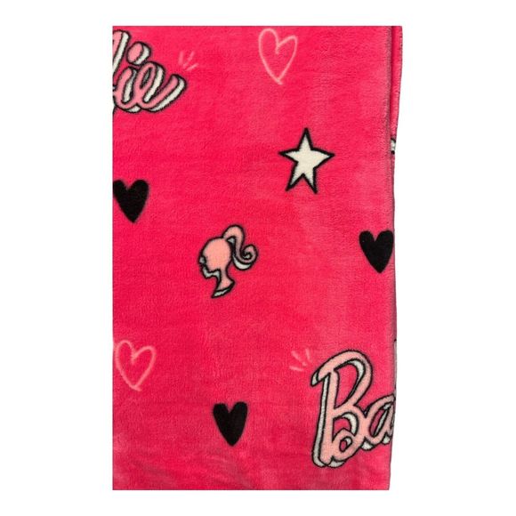 Barbie Hot Pink Blanket HeartSuper Soft Oversized Plush Throw NEW & RARE - Picture 2 of 4